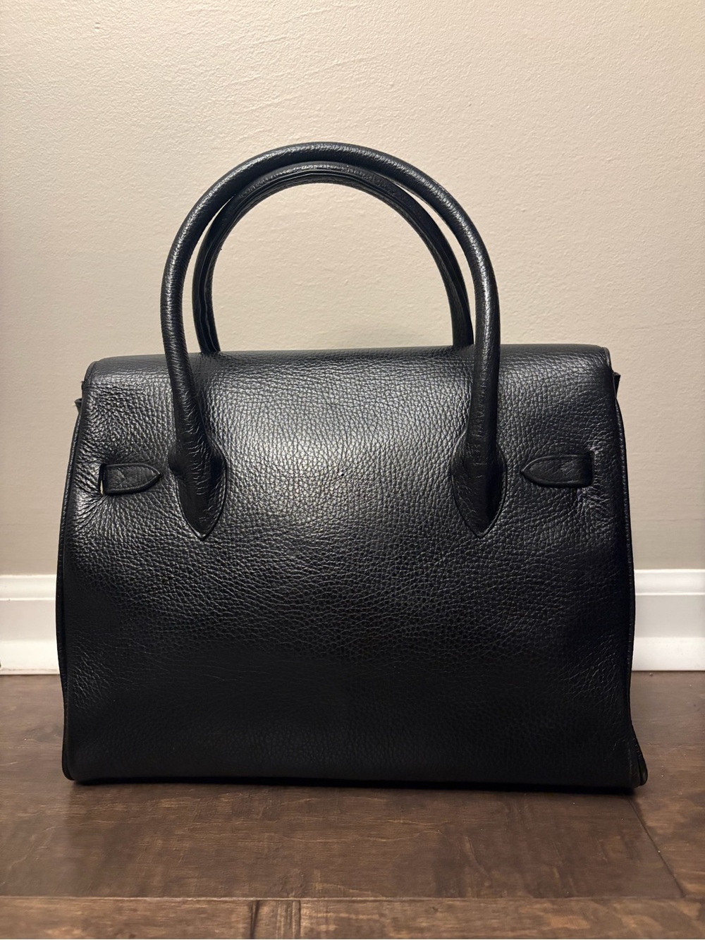 Vintage Italian leather structured carryall in a designer inspired silhouette - Picture 2 of 7